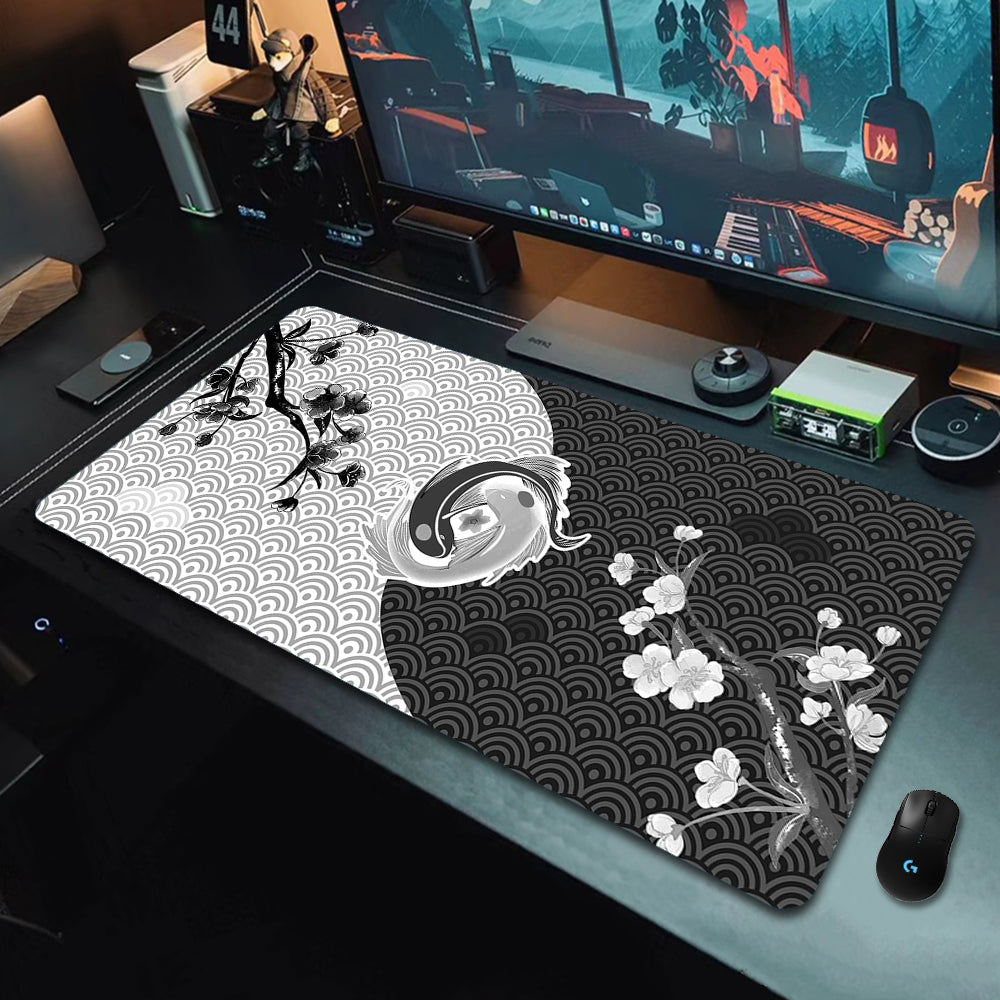 Ying and Yang Pattern Mouse Pad
